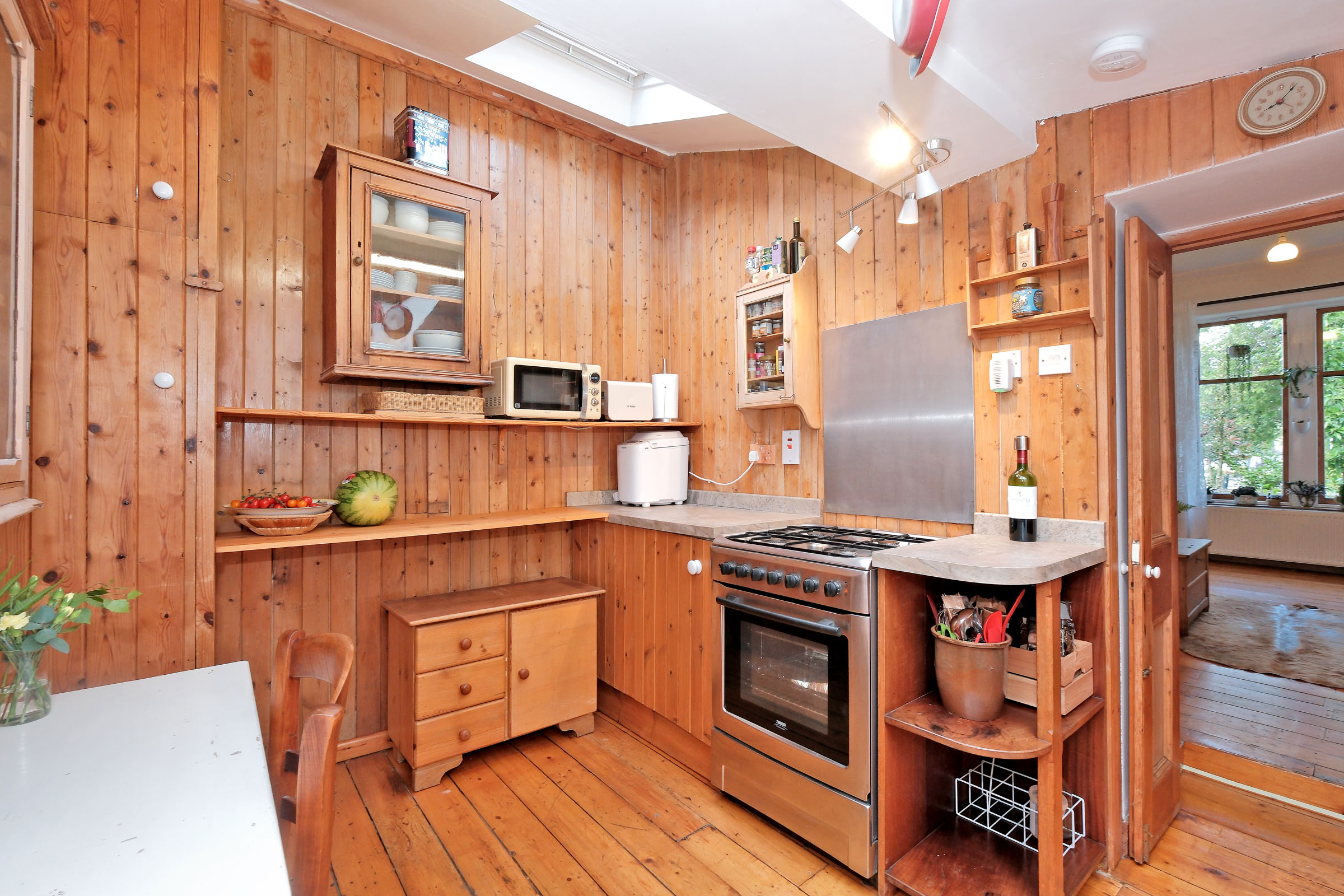 6 Sunnybank Road_6630
