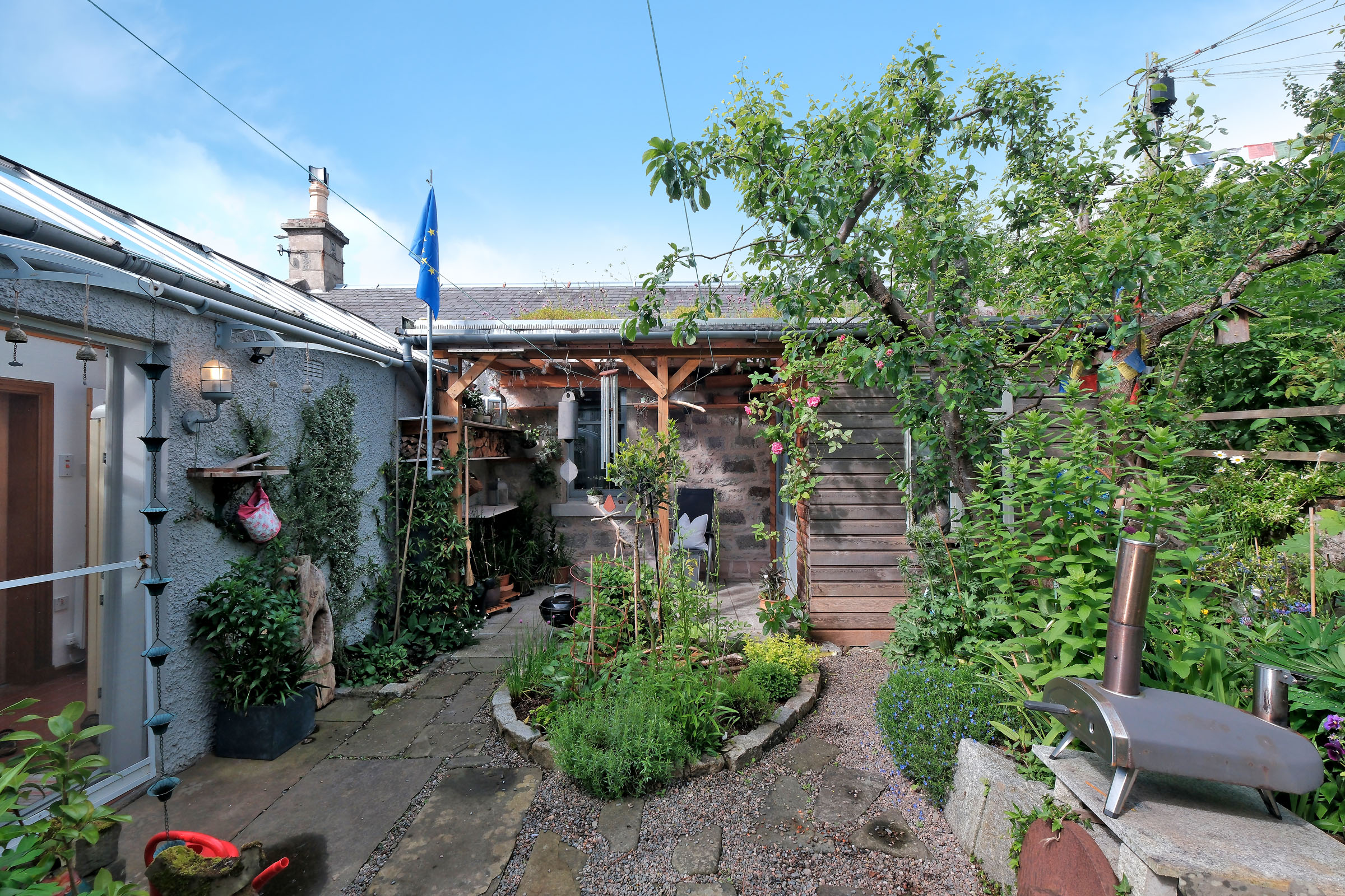 6 Sunnybank Road_6651